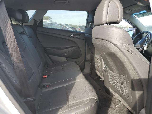 Photo 11 from auction – 2017 HYUNDAI TUCSON LIM with VIN KM8J3CA47HU546485