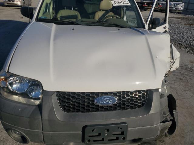 Photo 12 from auction – 2005 FORD ESCAPE XLT with VIN 1FMYU03175DA17305