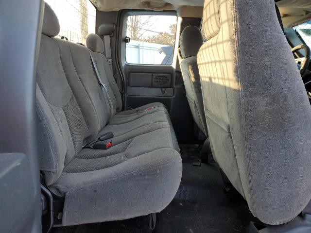 Photo 10 from auction – 2006 CHEVROLET SILVERADO with VIN 1GCEK19T76E151657