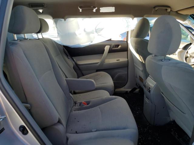 Photo 11 from auction – 2011 TOYOTA HIGHLANDER with VIN 5TDBK3EH7BS049554
