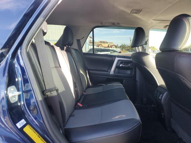 Photo 11 from auction – 2019 TOYOTA 4RUNNER SR with VIN JTEBU5JRXK5720415