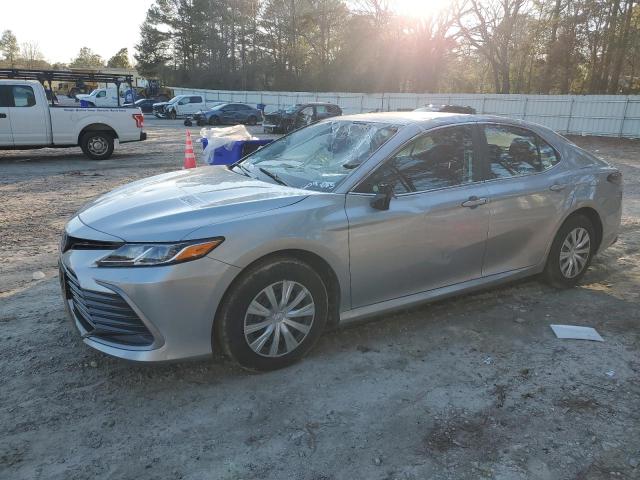 TOYOTA CAMRY LE 2023 with VIN 4T1C31AK4PU604885 - Photo from auction