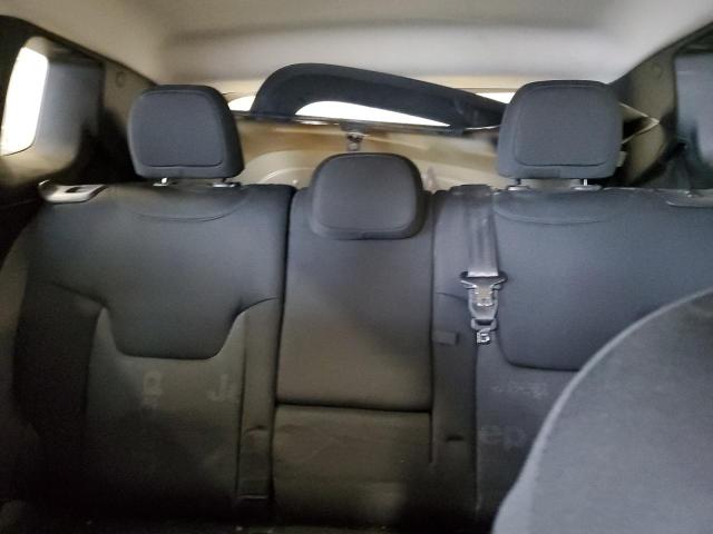 Photo 10 from auction – 2017 JEEP RENEGADE L with VIN ZACCJBBBXHPE44593