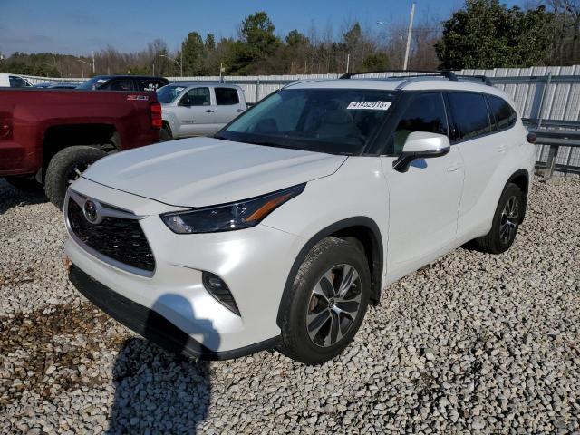 TOYOTA HIGHLANDER 2022 with VIN 5TDHZRBH4NS590367 - Photo from auction