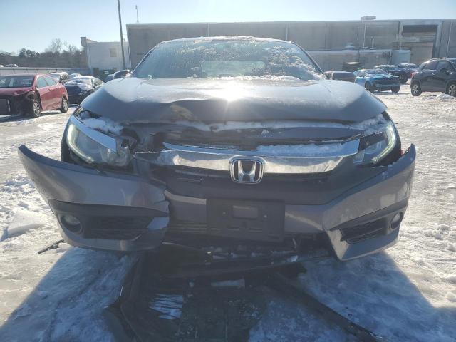 Photo 5 from auction – 2017 HONDA CIVIC EX with VIN 2HGFC1F34HH637085