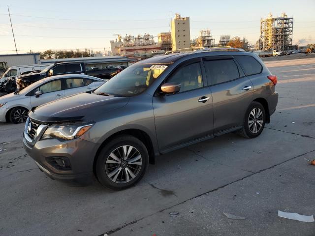NISSAN PATHFINDER 2017 with VIN 5N1DR2MN2HC904463 - Photo from auction