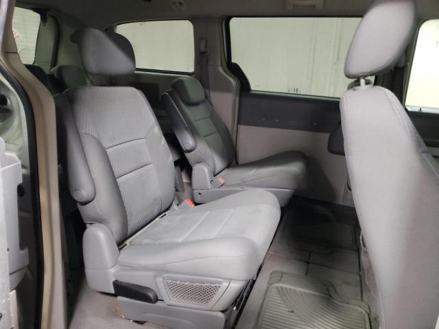 Photo 11 from auction – 2010 CHRYSLER TOWN & COU with VIN 2A4RR4DE3AR166072