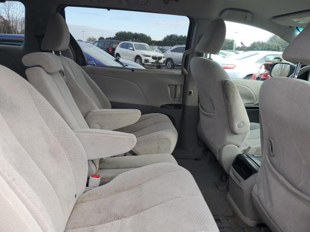 Photo 11 from auction – 2011 TOYOTA SIENNA LE with VIN 5TDKK3DC1BS106725
