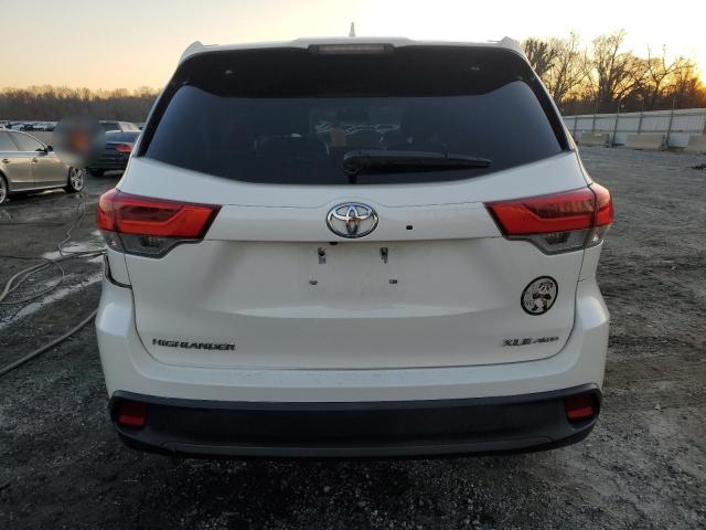 Photo 6 from auction – 2017 TOYOTA HIGHLANDER with VIN 5TDJZRFH4HS480855