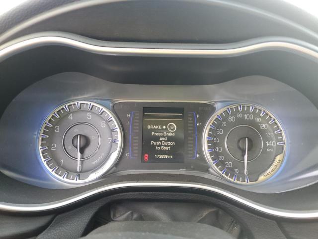 Photo 9 from auction – 2015 CHRYSLER 200 LIMITE with VIN 1C3CCCAB3FN650513