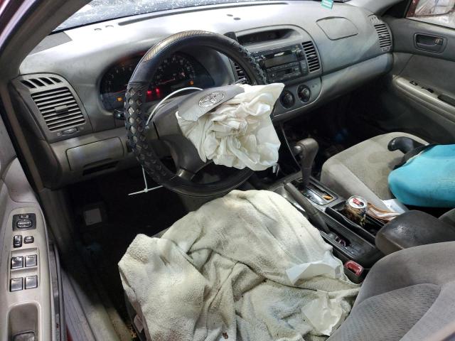 Photo 8 from auction – 2004 TOYOTA CAMRY LE with VIN 4T1BF32K64U081829