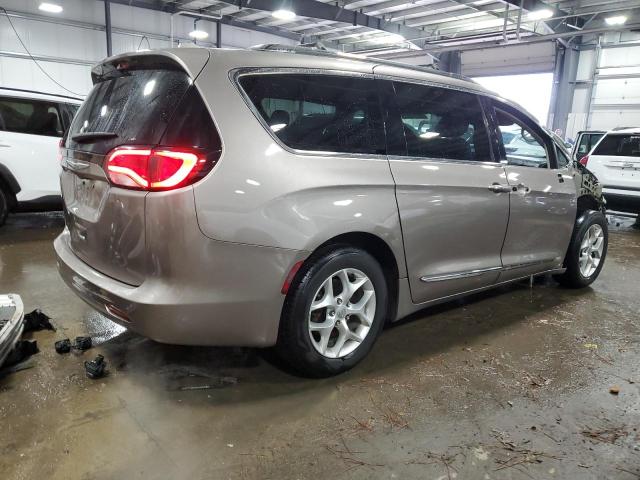 Photo 3 from auction – 2017 CHRYSLER PACIFICA T with VIN 2C4RC1EG9HR684039