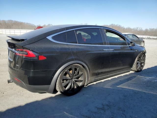 Photo 3 from auction – 2017 TESLA MODEL X with VIN 5YJXCBE24HF044852