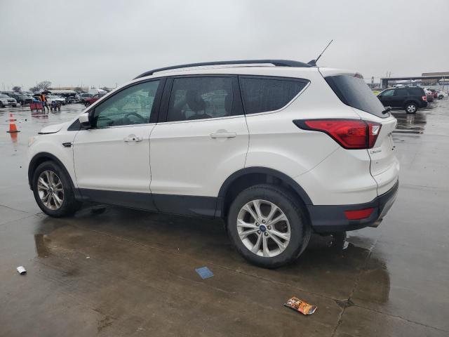 Photo 2 from auction – 2019 FORD ESCAPE SEL with VIN 1FMCU0HDXKUA79077