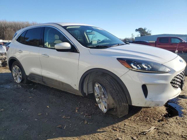 Photo 4 from auction – 2020 FORD ESCAPE SE with VIN 1FMCU0G68LUA48267