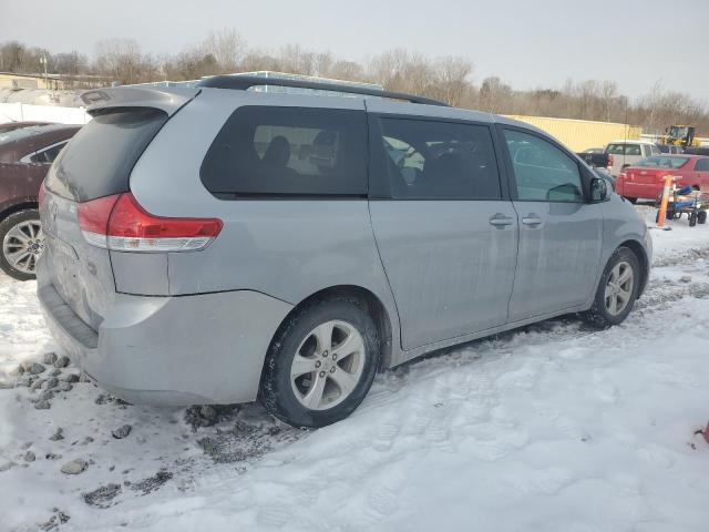 Photo 3 from auction – 2011 TOYOTA SIENNA LE with VIN 5TDKK3DC2BS064095