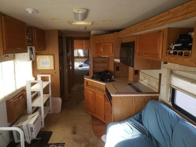 Photo 6 from auction – 2000 WINNEBAGO F550 SUPER with VIN 1FCNF53S3Y0A09219