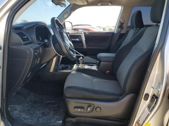 Photo 7 from auction – 2017 TOYOTA 4RUNNER SR with VIN JTEZU5JRXH5155624
