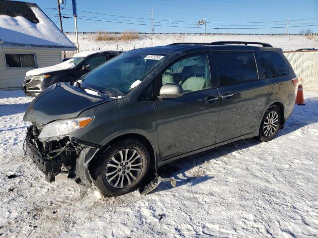TOYOTA SIENNA XLE 2018 with VIN 5TDYZ3DC6JS920955 - Photo from auction