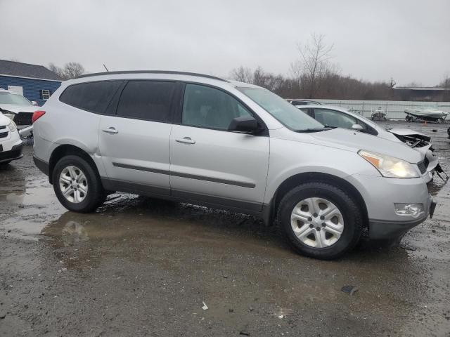 Photo 4 from auction – 2010 CHEVROLET TRAVERSE L with VIN 1GNLREED1AJ241709