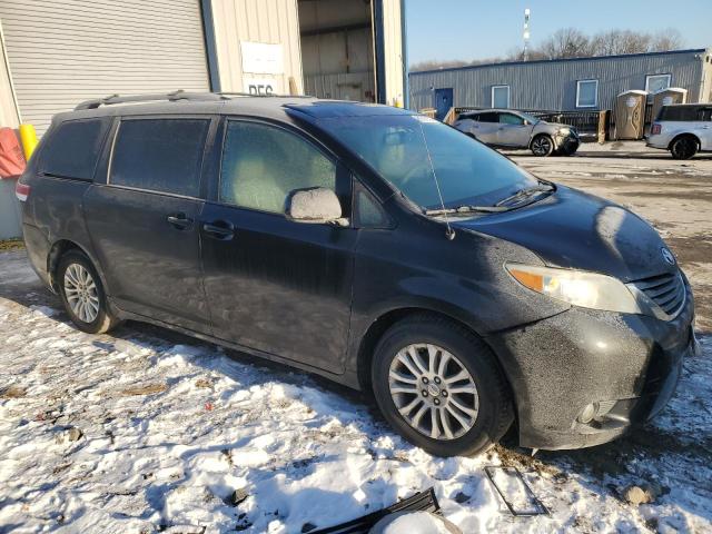 Photo 4 from auction – 2011 TOYOTA SIENNA XLE with VIN 5TDYK3DC1BS086227
