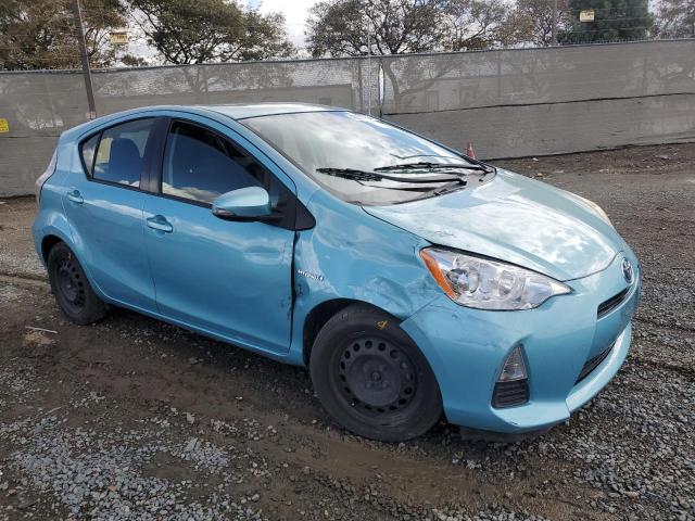 Photo 4 from auction – 2013 TOYOTA PRIUS C with VIN JTDKDTB34D1045562