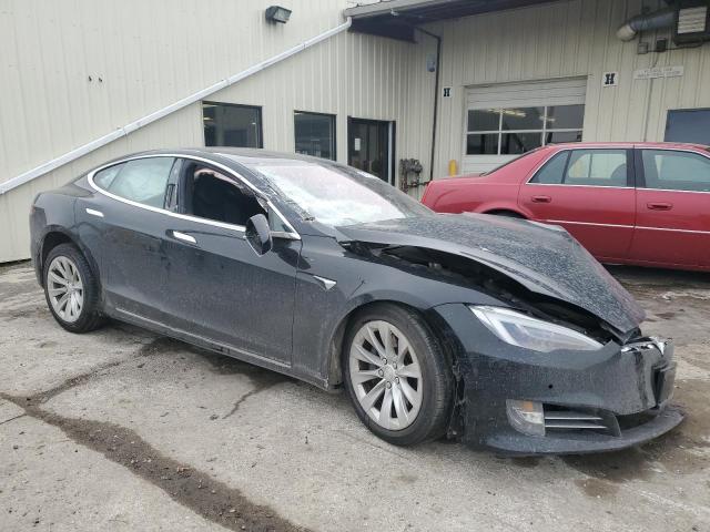 Photo 4 from auction – 2020 TESLA MODEL S with VIN 5YJSA1E22LF354405