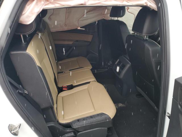Photo 11 from auction – 2023 VOLKSWAGEN ATLAS CROS with VIN 1V2BE2CA3PC218970