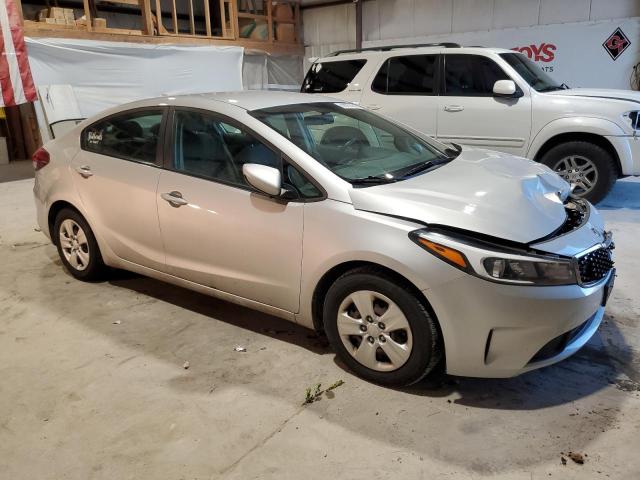 Photo 4 from auction – 2017 KIA FORTE LX with VIN 3KPFK4A74HE143379