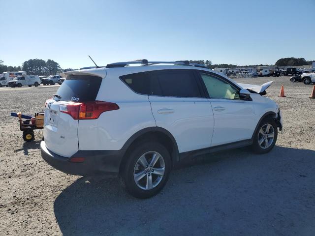 Photo 3 from auction – 2015 TOYOTA RAV4 XLE with VIN JTMWFREVXFD065795