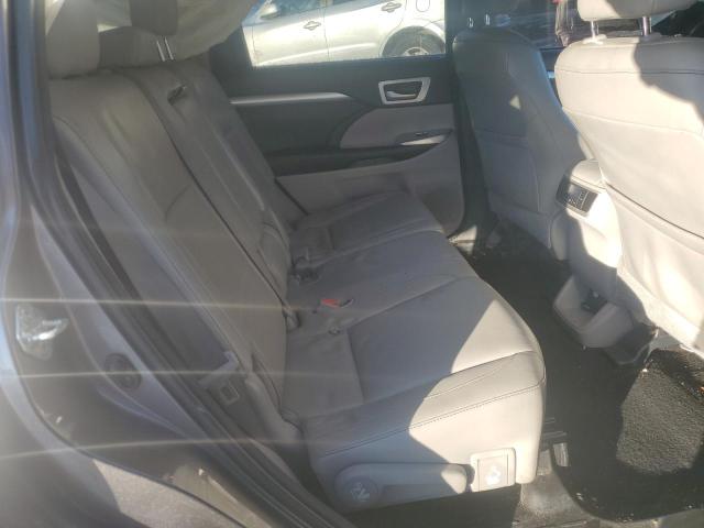 Photo 11 from auction – 2015 TOYOTA HIGHLANDER with VIN 5TDJKRFH5FS094303