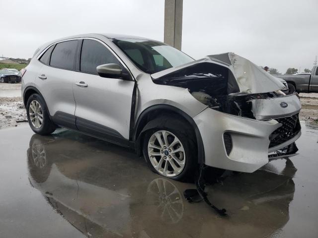 Photo 4 from auction – 2020 FORD ESCAPE SE with VIN 1FMCU0G62LUC20633