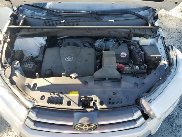 Photo 12 from auction – 2019 TOYOTA HIGHLANDER with VIN 5TDKZRFH9KS554881