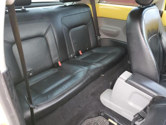 Photo 10 from auction – 2005 VOLKSWAGEN NEW BEETLE with VIN 3VWCD31C35M411776