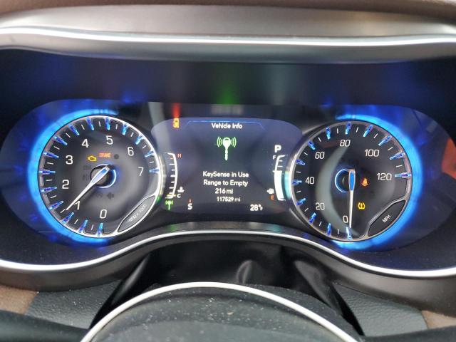 Photo 9 from auction – 2017 CHRYSLER PACIFICA L with VIN 2C4RC1GG3HR804754