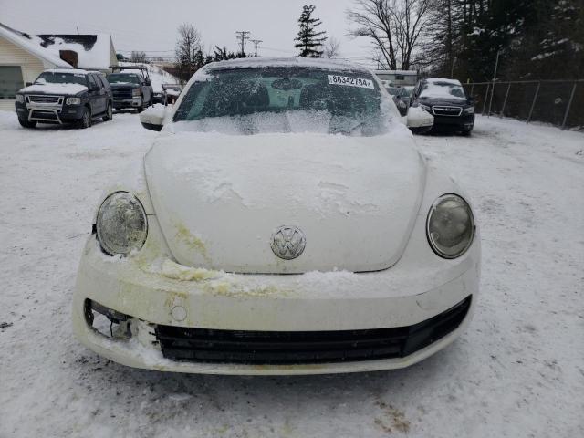 Photo 5 from auction – 2013 VOLKSWAGEN BEETLE with VIN 3VWJP7AT4DM681491