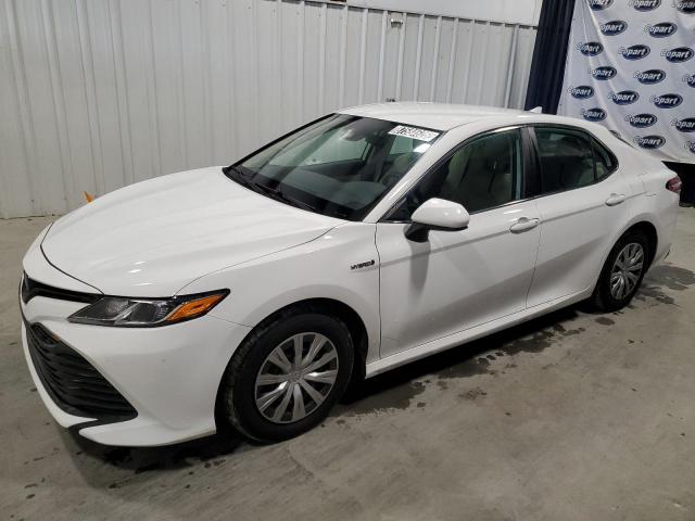 Photo 1 from auction – 2020 TOYOTA CAMRY LE with VIN 4T1C31AK5LU015936