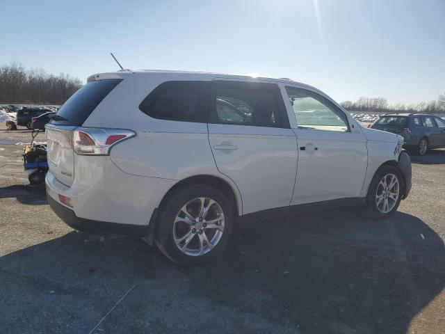 Photo 3 from auction – 2014 MITSUBISHI OUTLANDER with VIN JA4AZ3A30EZ006012