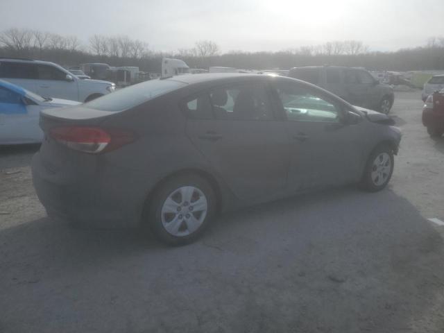 Photo 3 from auction – 2017 KIA FORTE LX with VIN 3KPFK4A7XHE145931
