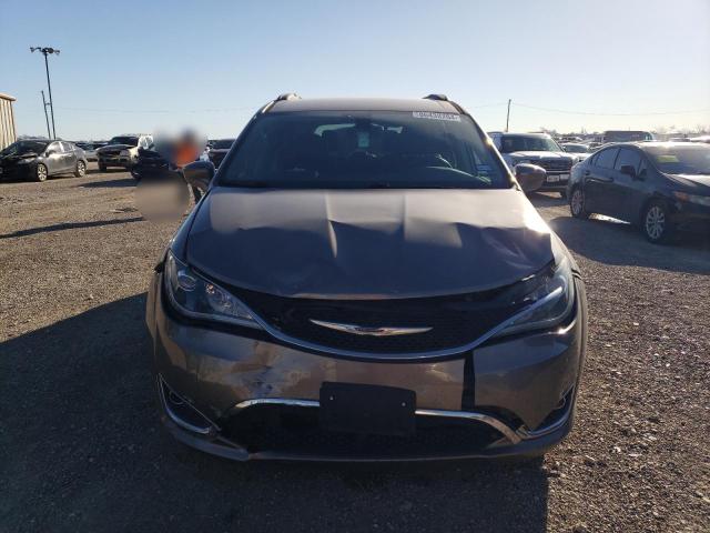 Photo 5 from auction – 2017 CHRYSLER PACIFICA T with VIN 2C4RC1BG1HR575997