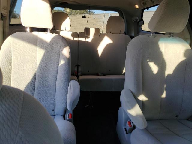 Photo 10 from auction – 2013 TOYOTA SIENNA LE with VIN 5TDJK3DC6DS059321