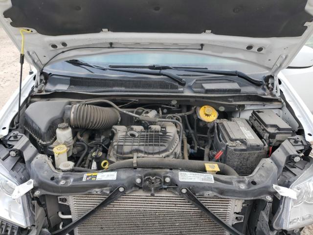 Photo 12 from auction – 2016 CHRYSLER TOWN & COU with VIN 2C4RC1BG2GR128965