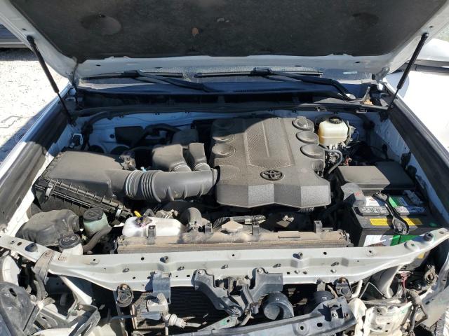 Photo 12 from auction – 2019 TOYOTA 4RUNNER SR with VIN JTEBU5JR4K5617054