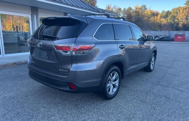 Photo 4 from auction – 2014 TOYOTA HIGHLANDER with VIN 5TDJKRFHXES066933