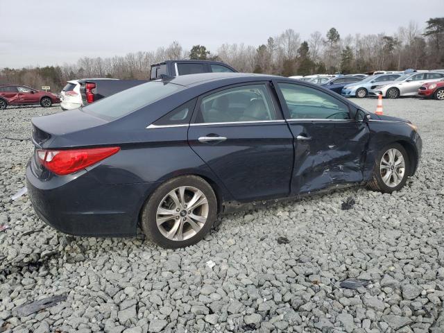 Photo 3 from auction – 2013 HYUNDAI SONATA SE with VIN 5NPEC4AC7DH685393