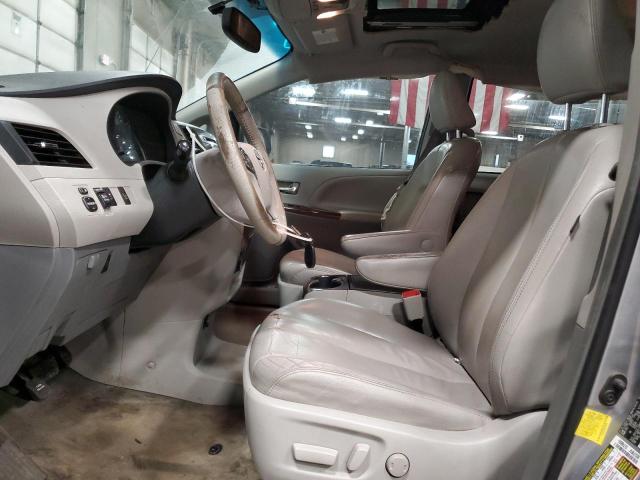 Photo 7 from auction – 2013 TOYOTA SIENNA XLE with VIN 5TDYK3DC0DS284543