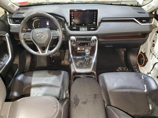 Photo 8 from auction – 2019 TOYOTA RAV4 LIMIT with VIN JTMN1RFV2KD501252