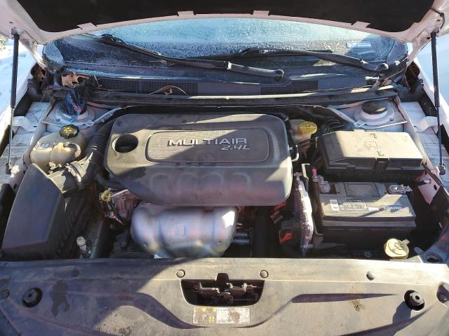 Photo 11 from auction – 2015 CHRYSLER 200 LIMITE with VIN 1C3CCCAB5FN653476