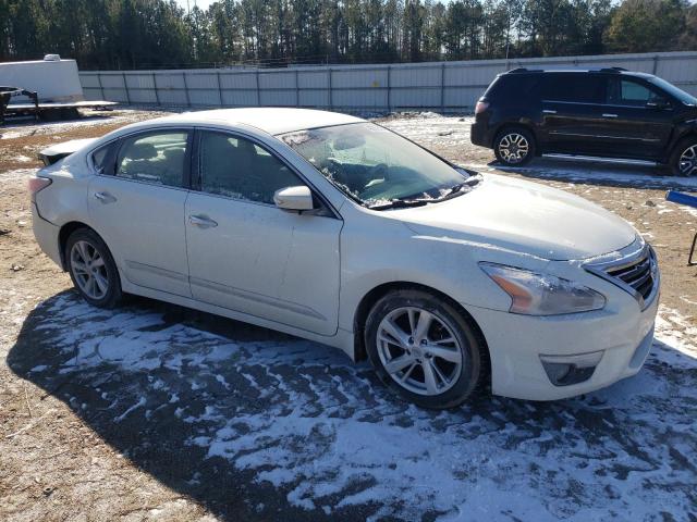Photo 4 from auction – 2015 NISSAN ALTIMA 2.5 with VIN 1N4AL3AP1FN376264