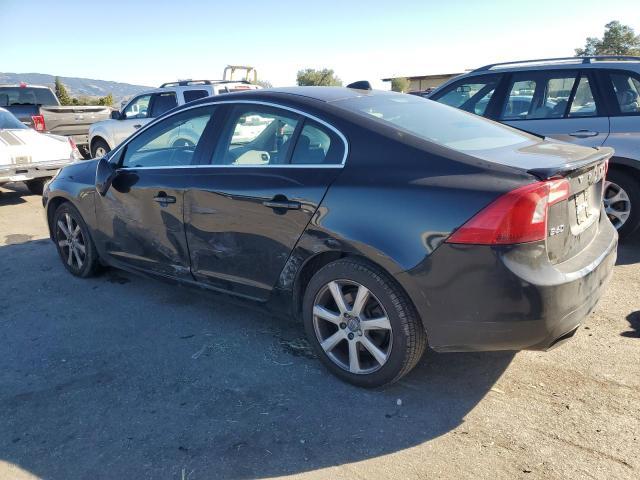 Photo 2 from auction – 2016 VOLVO S60 PREMIE with VIN YV126MFK3G2407486